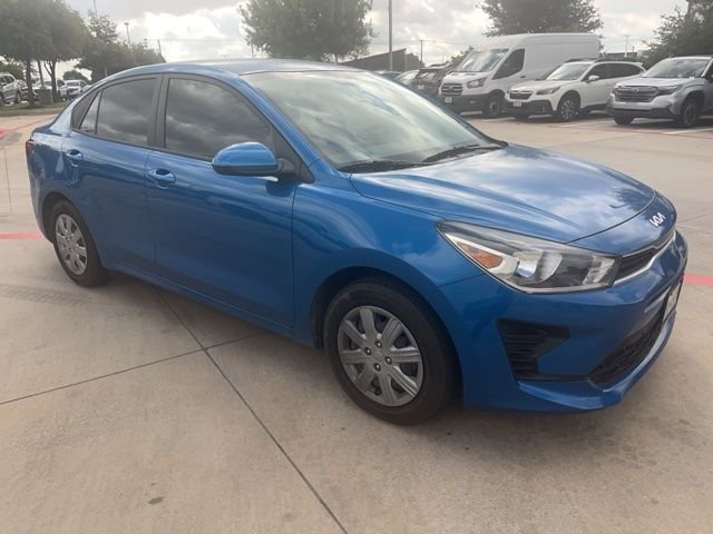 2023 Kia Rio S iVT's photo