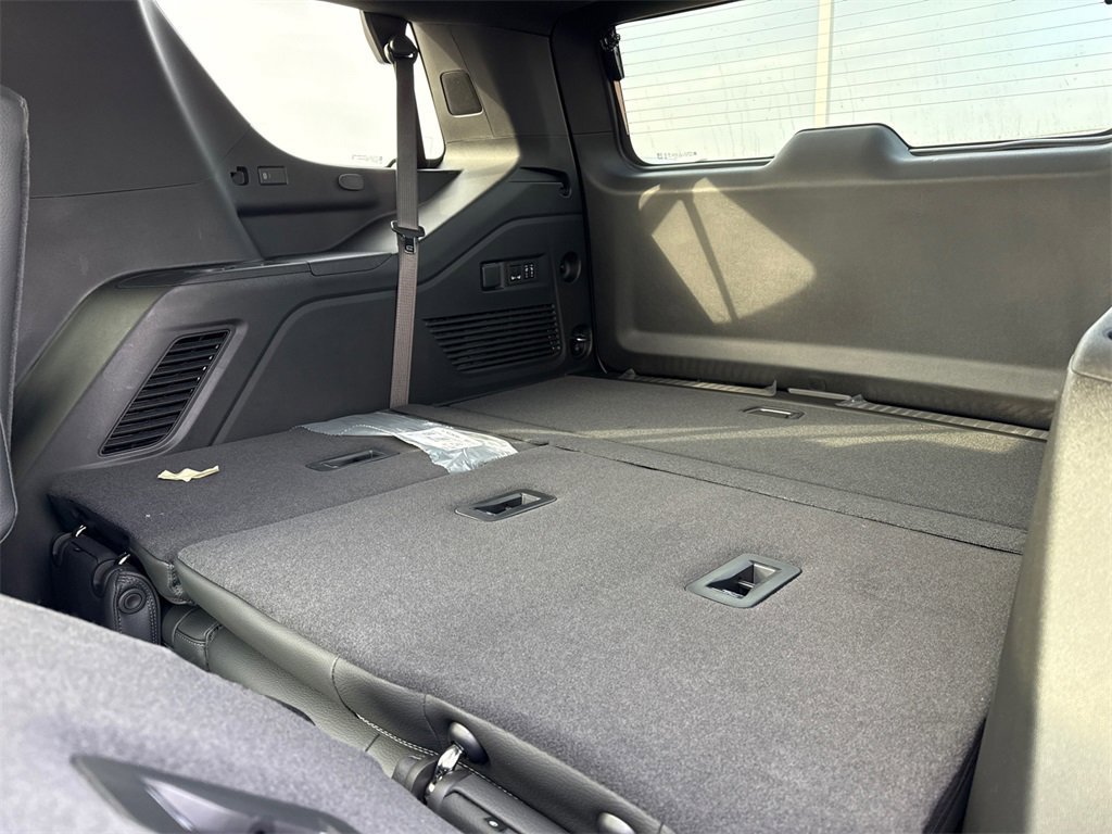 2026 GMC YUKON - Image 33