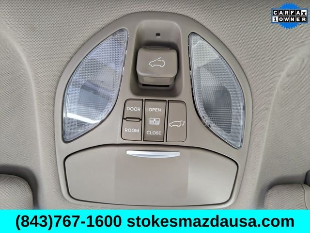 Used 2014 White Hyundai Limited image 24