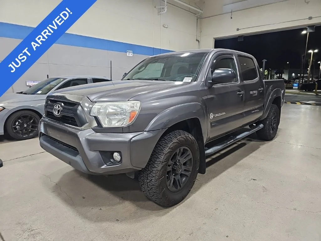 2015 Toyota Tacoma PreRunner Double Cab V6 AT's photo