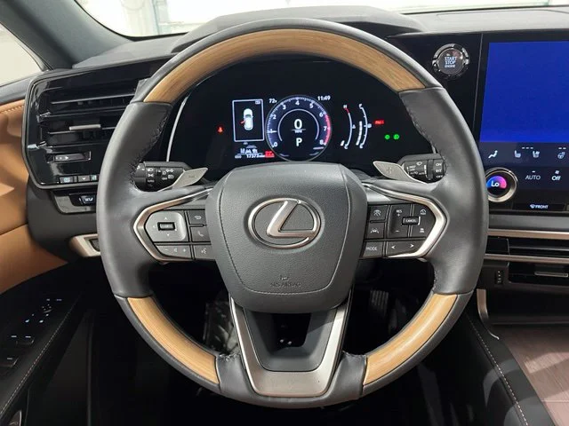 Used 2024 White Lexus 350 Premium image 13