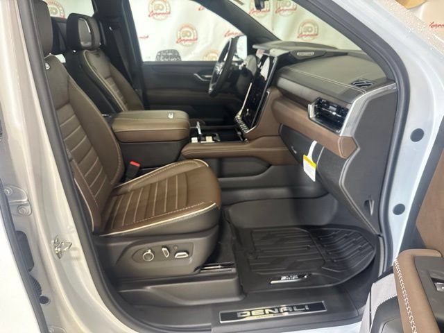 2026 GMC Yukon Denali Ultimate - Photo 48