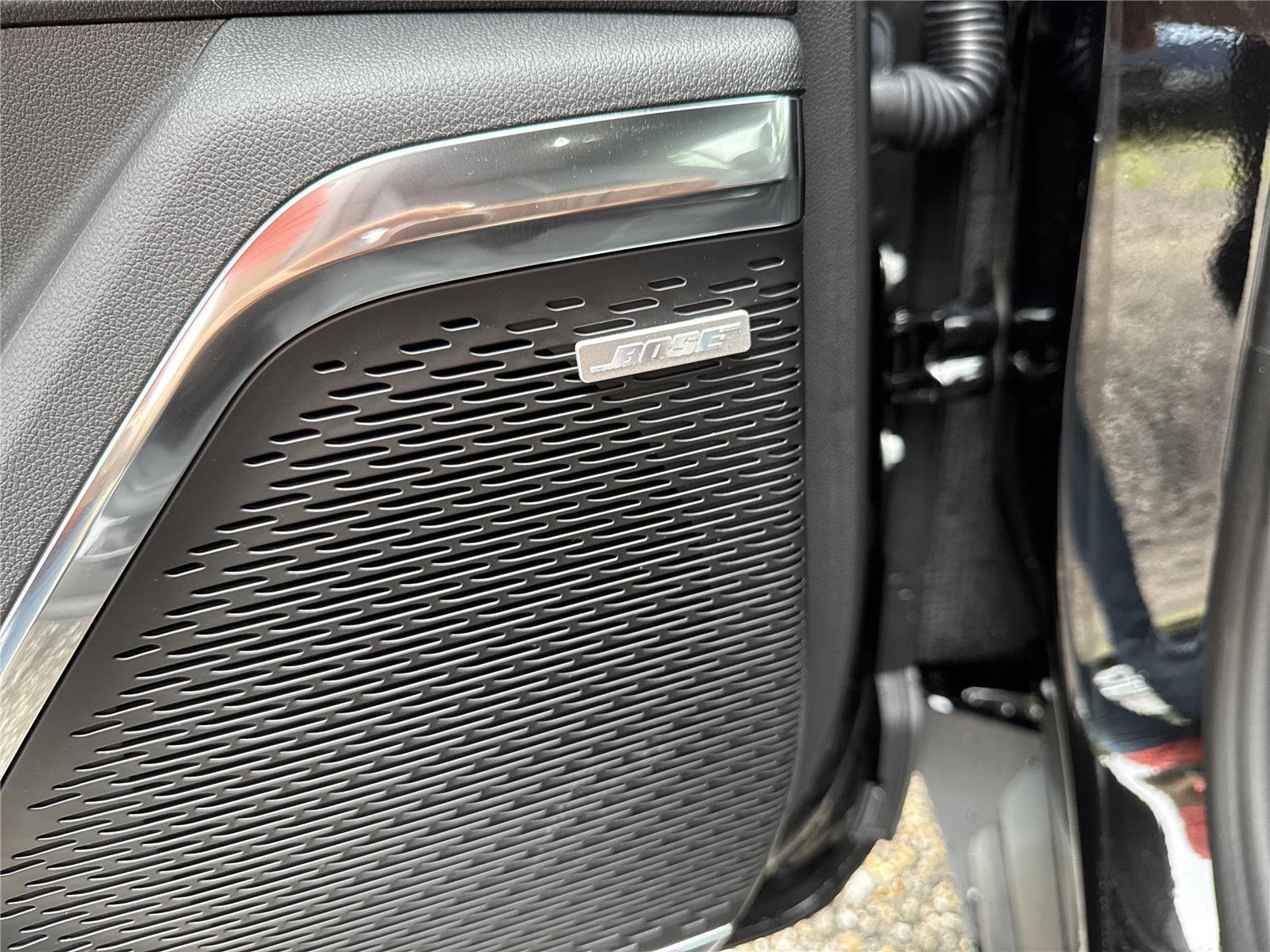 New 2026 Ebony Twilight Metallic GMC Elevation image 19