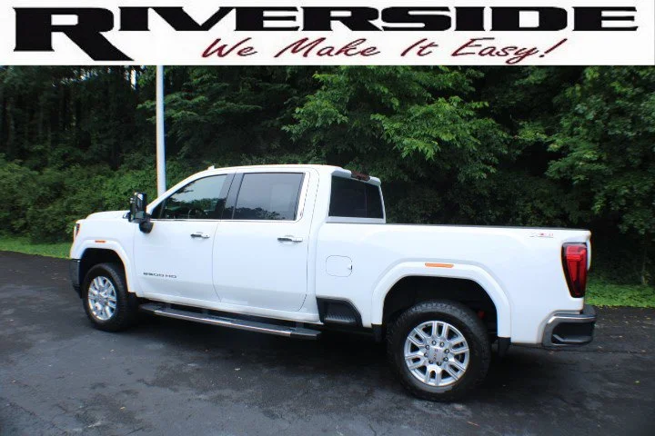 Certified Used 2023 Summit White GMC SLT image 3