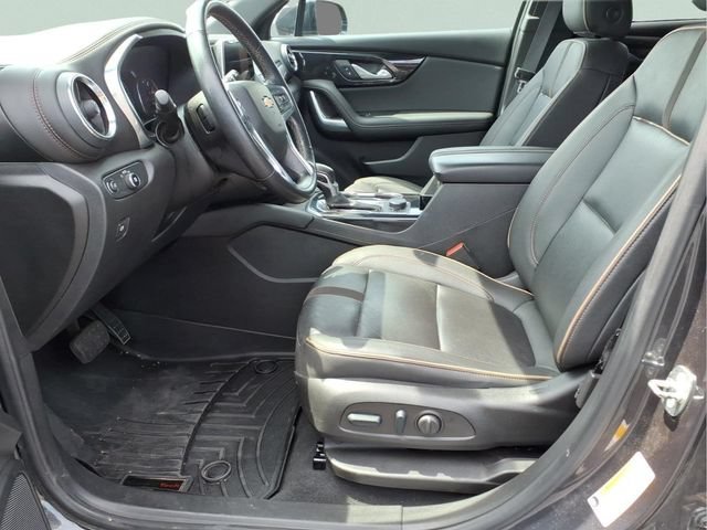 Used 2022 IRON GRAY METALLIC Chevrolet Premier image 17