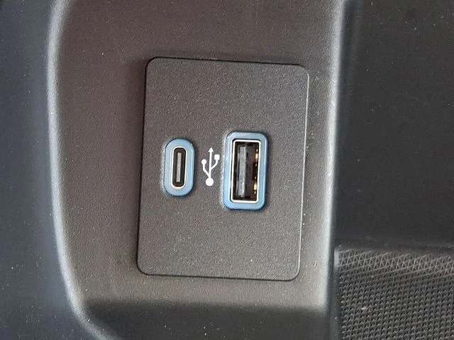 Used 2022  Ford XLT image 23