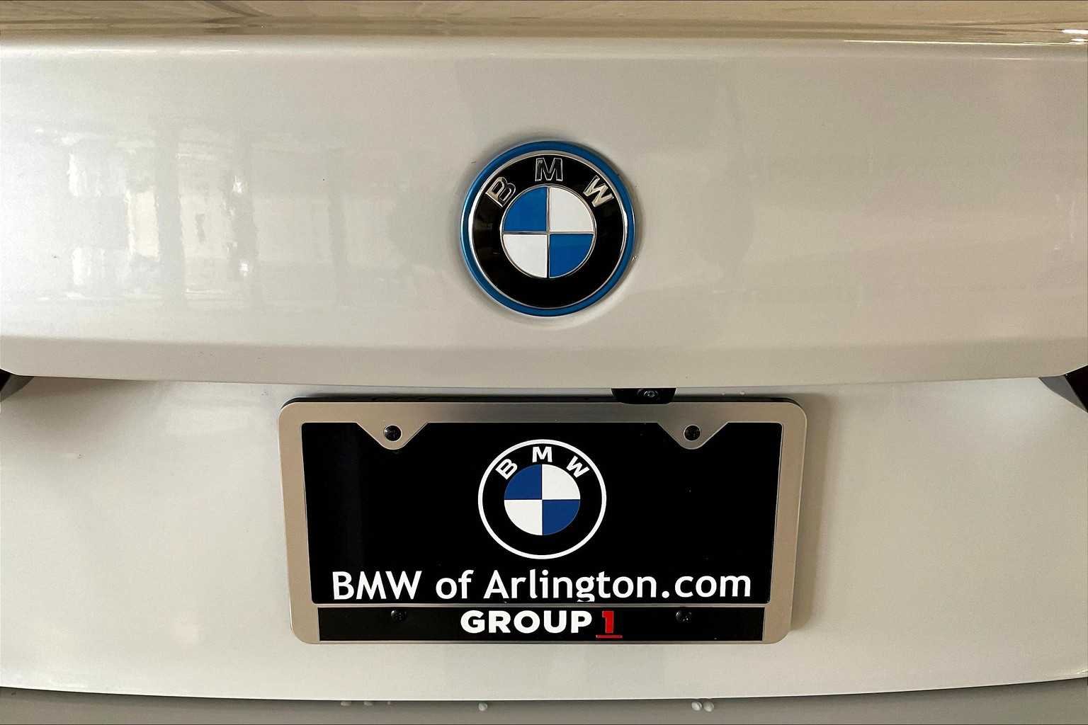 Used 2026 Mineral White Metallic BMW eDrive40 image 15