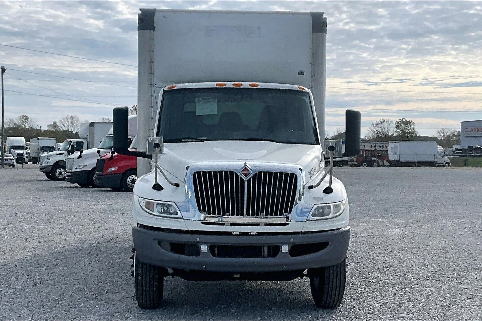 Used 2021 WHITE International  image 2