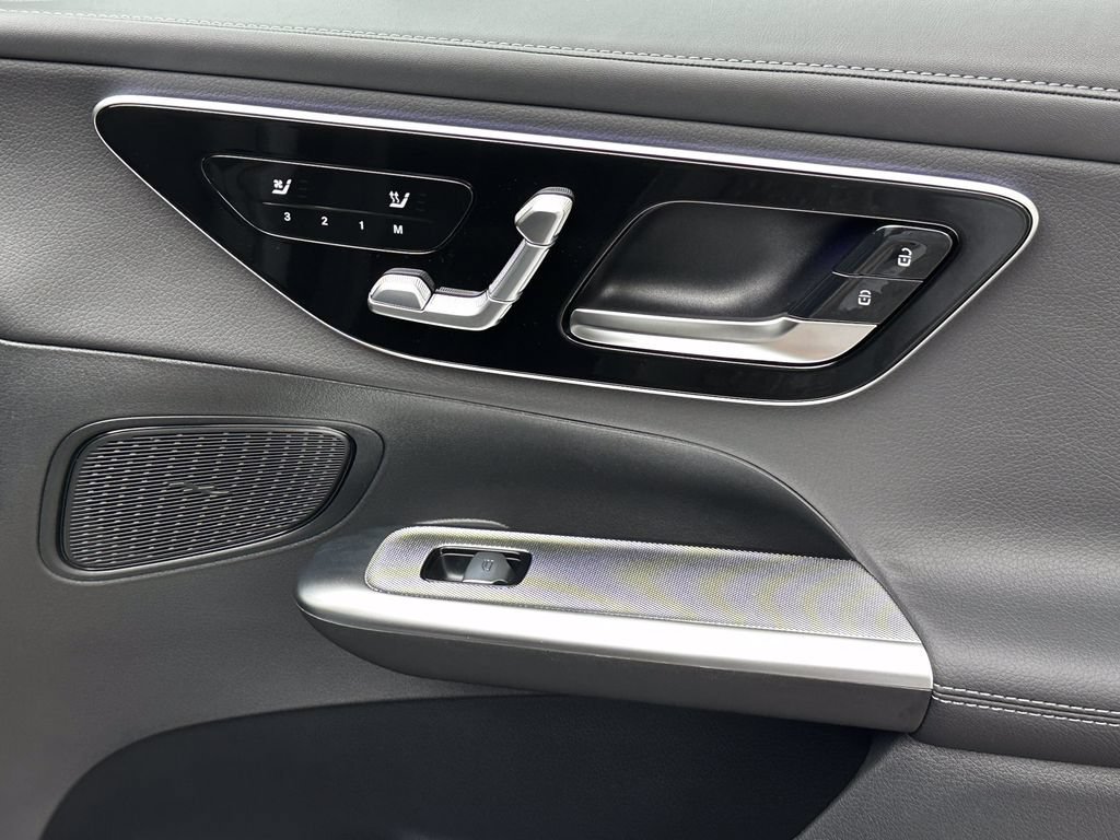 New 2026 Black Mercedes-Benz GLC 300 image 55
