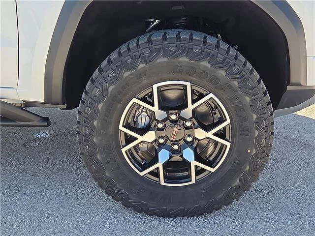 New 2026 Summit White GMC AT4X image 7