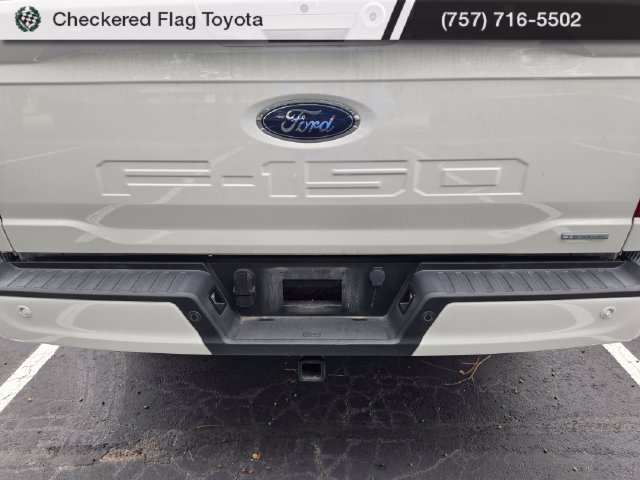 Used 2022 Star White Metallic Tri-Coat Ford Lariat image 8