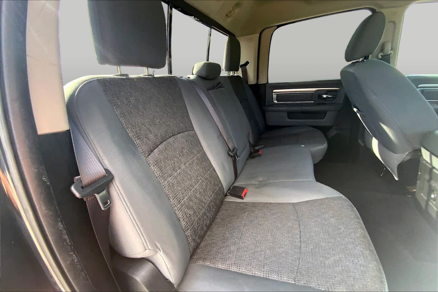 Used 2018 Brilliant Black Crystal Pearlcoat Ram Lone Star image 19