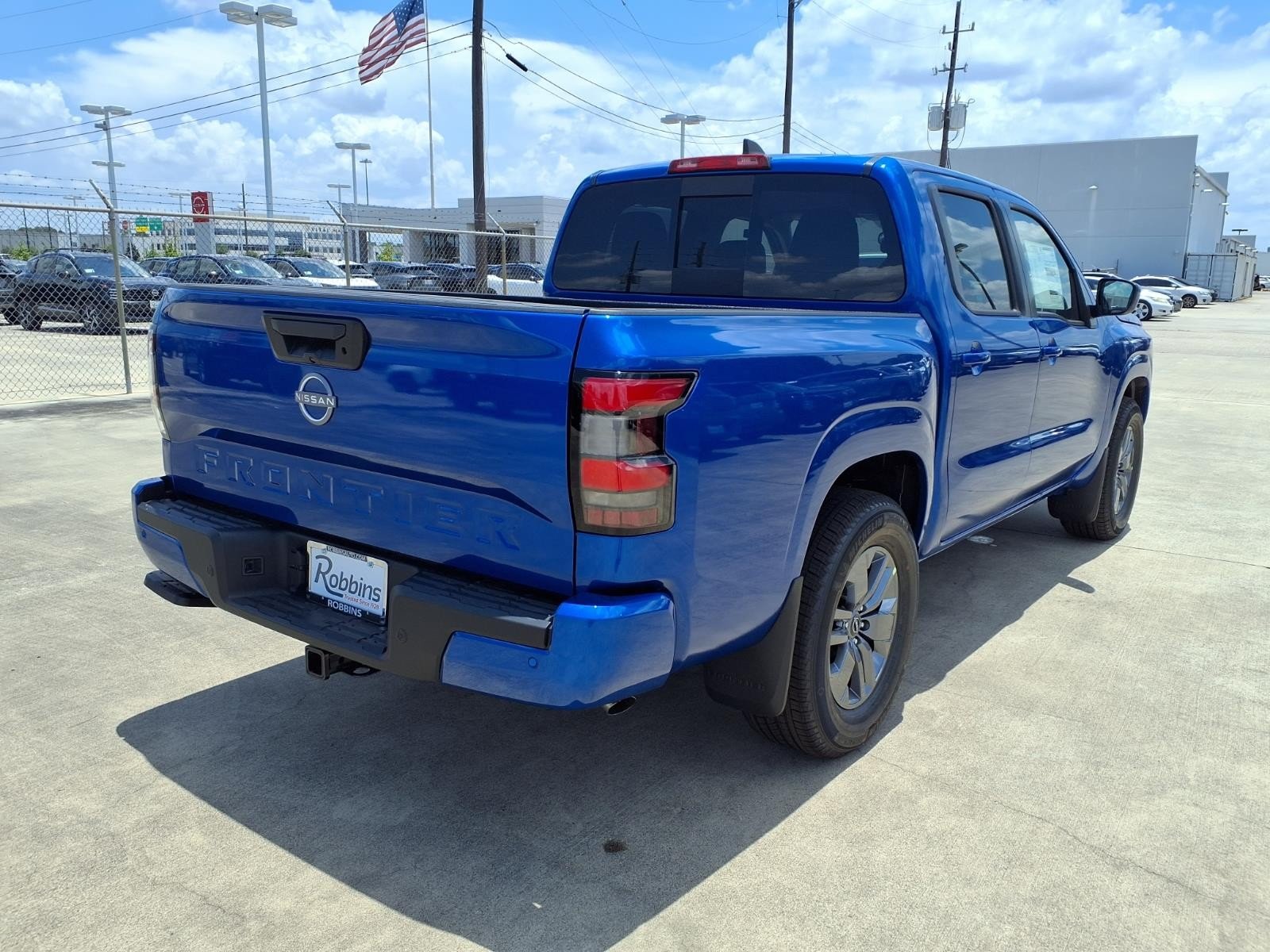 2026 Nissan Frontier Crew Cab SV - 4