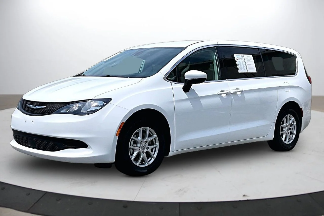 Certified Used 2023 White Chrysler LX image 4