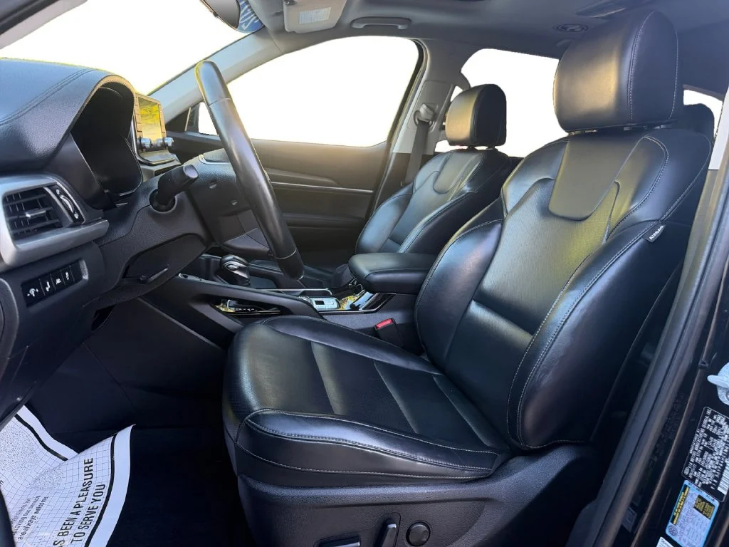 Used 2021 Black Kia S image 26