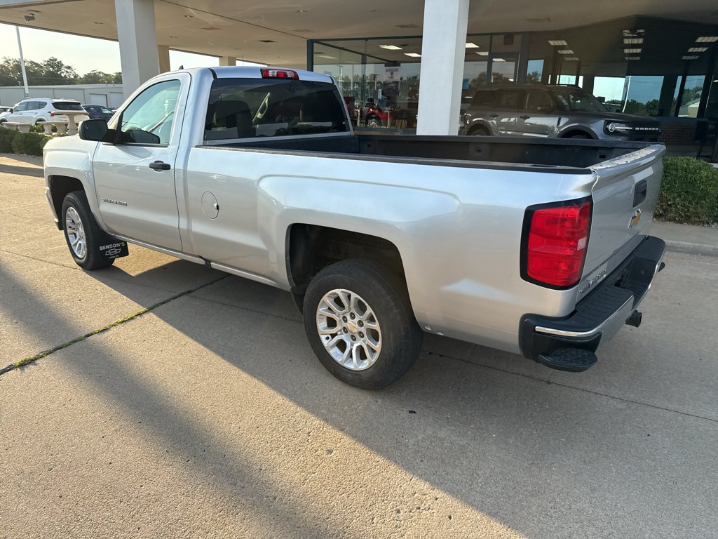 Used 2018 Silver Ice Metallic Chevrolet Work Truck image 8