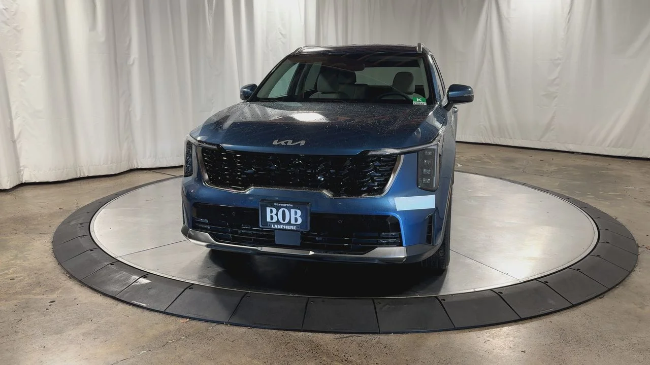 New 2026 Mineral Blue Kia EX image 4