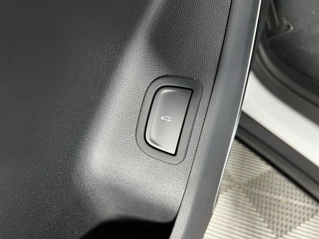 2026 GMC Acadia Elevation - Photo 18