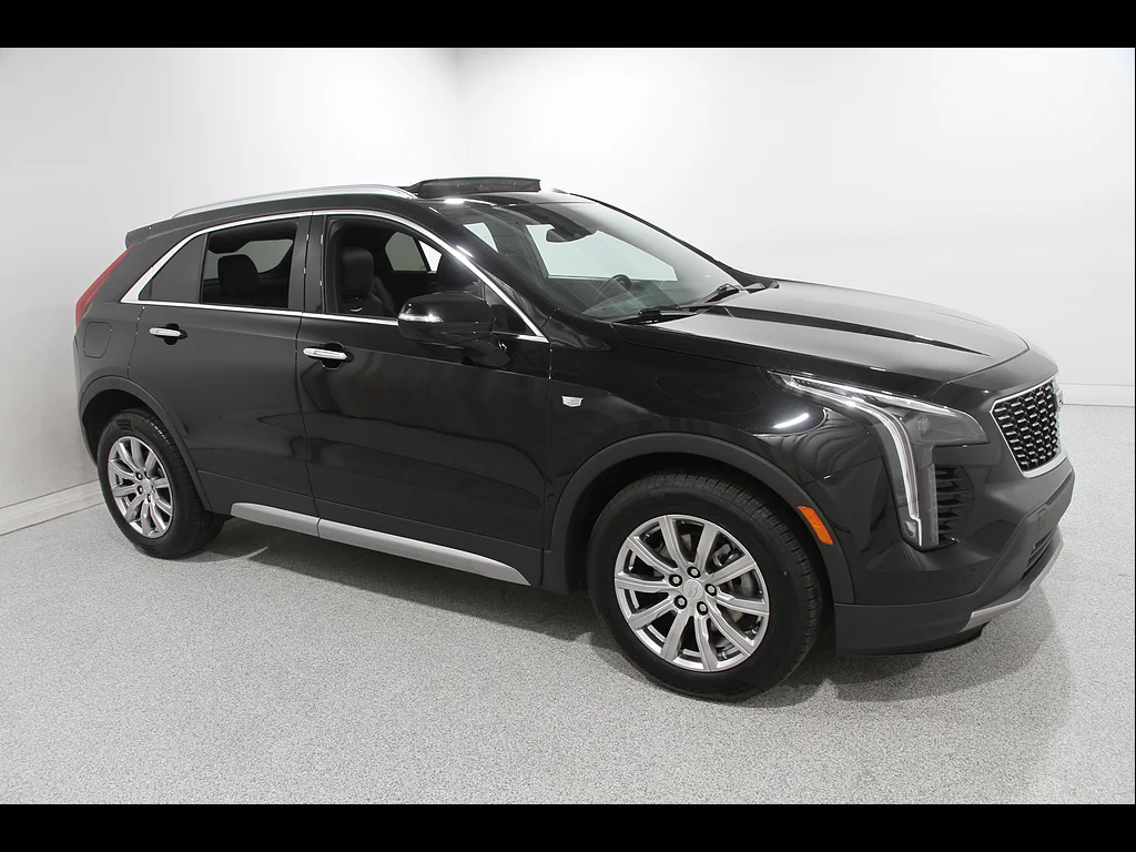 2022 Cadillac XT4 Premium Luxury