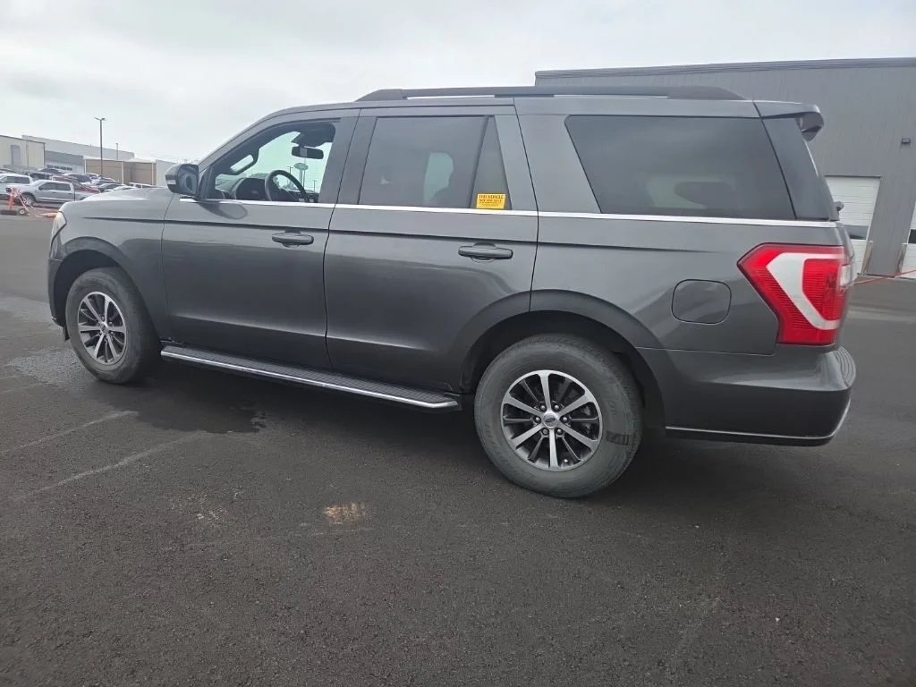 Used 2020 Magnetic Ford XLT image 7