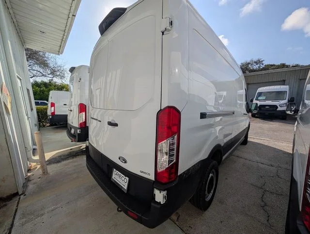 New 2026 White Ford Base image 11