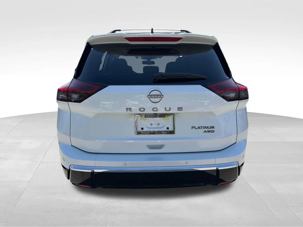 New 2026 Everest White Pearl TriCoat Nissan Platinum image 6