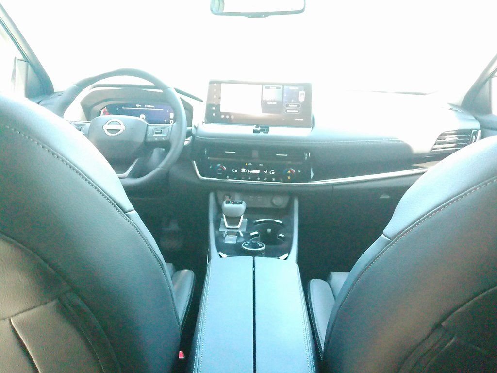 2025 Nissan Rogue SL - Photo 30