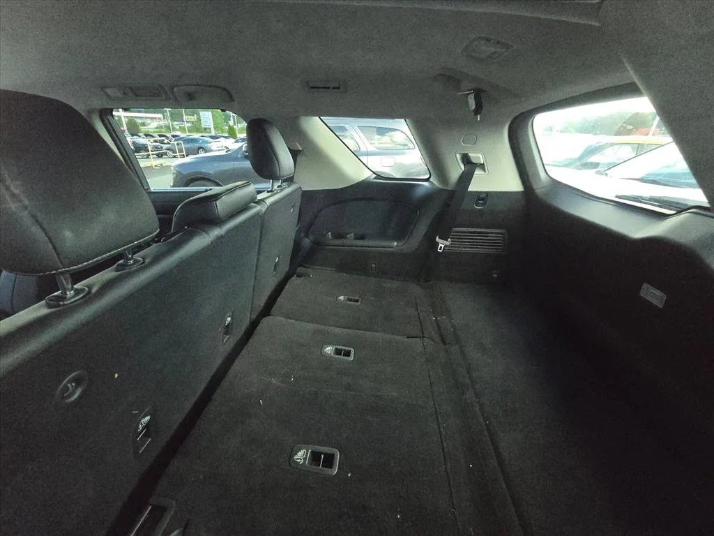 Used 2025 Gray Nissan SL image 6
