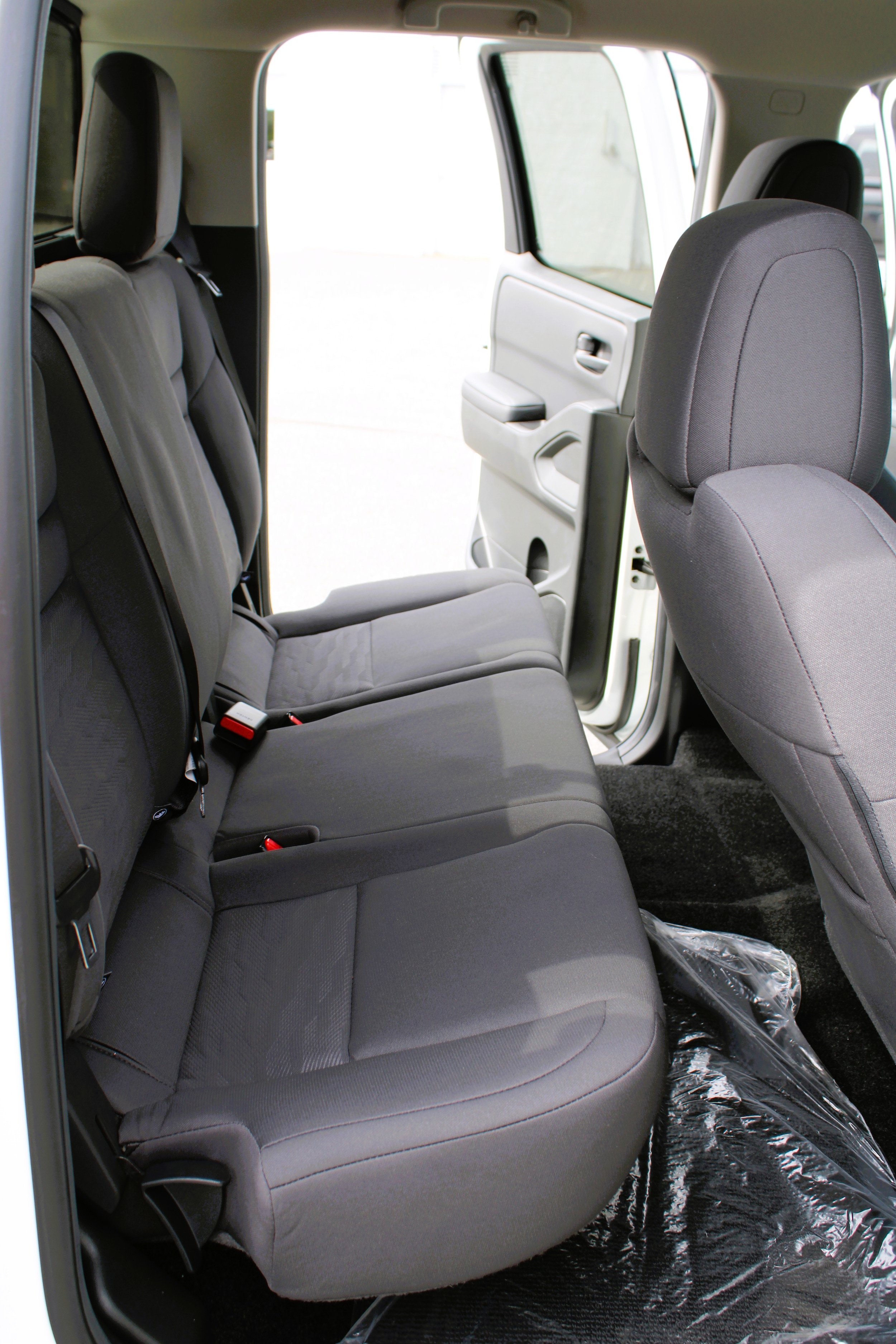 New 2026 Glacier White Nissan Crew Cab S image 16