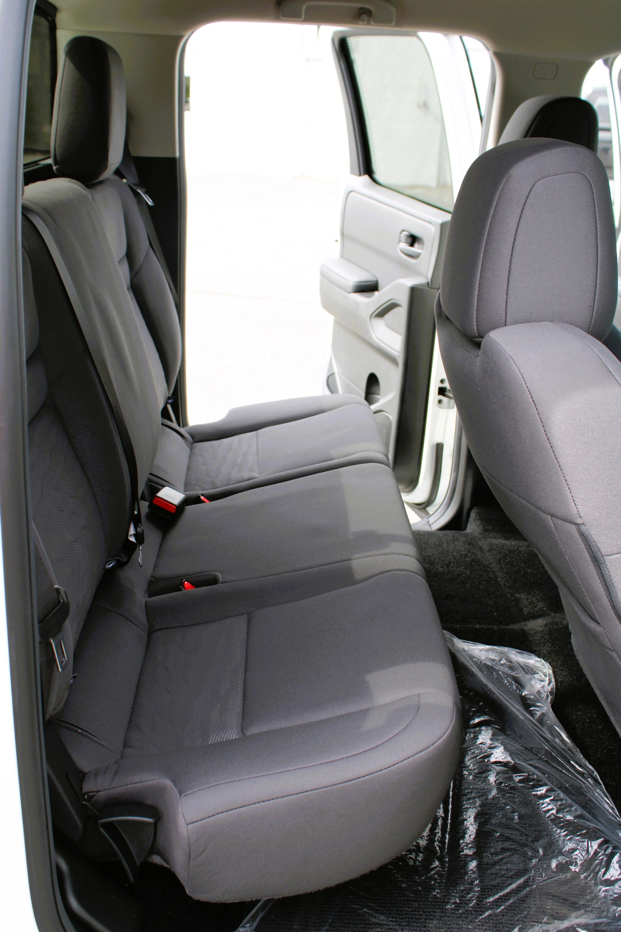 New 2026 Glacier White Nissan Crew Cab S image 16