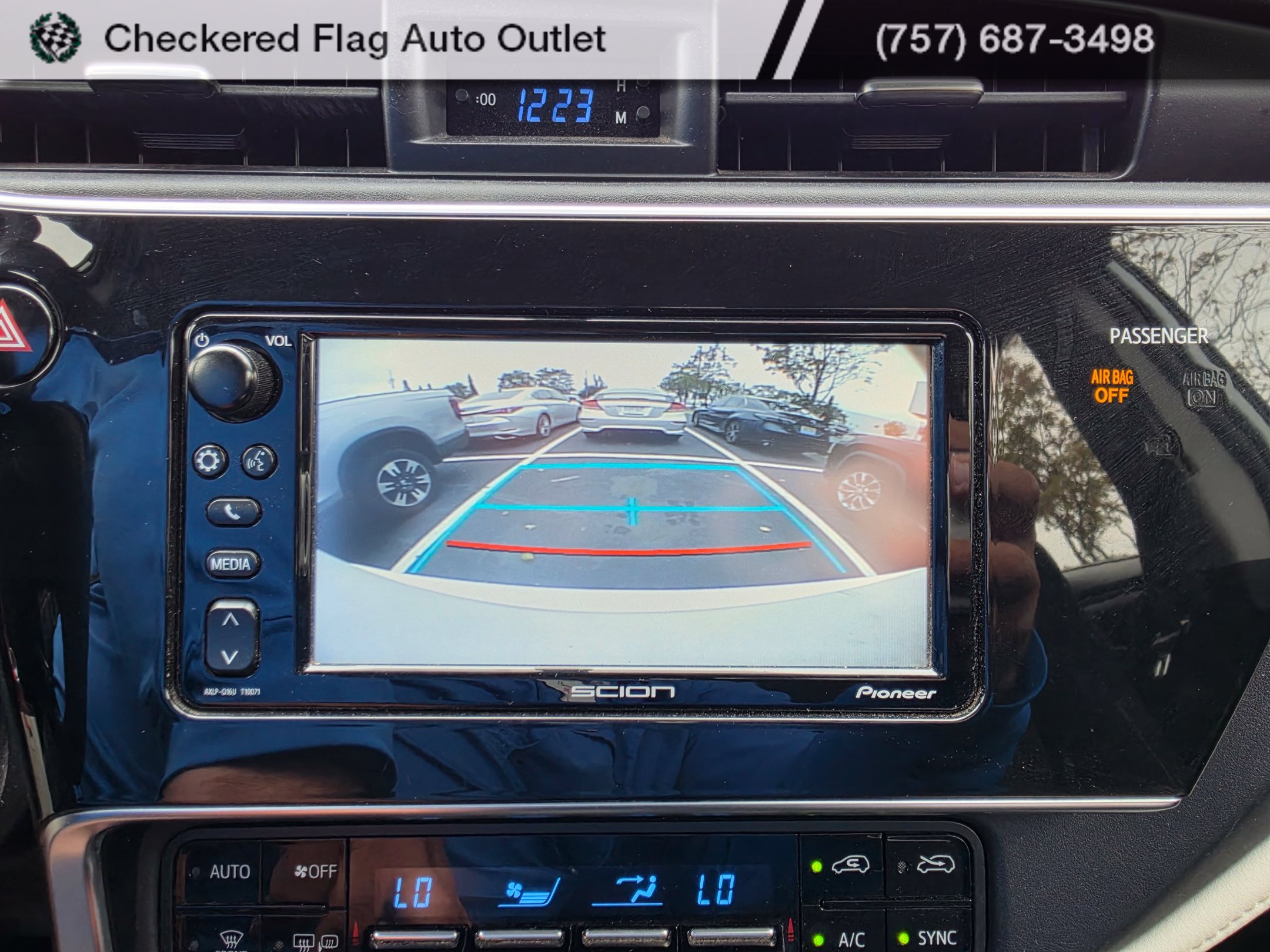 Used 2016 Blizzard Pearl Scion Base image 14