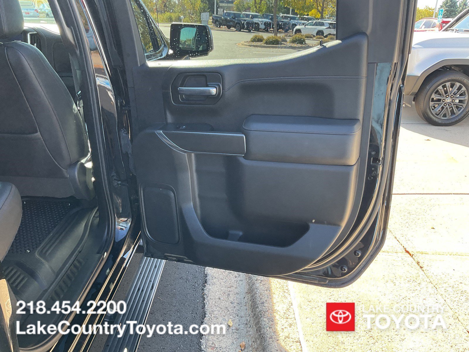 Used 2021 Onyx Black GMC AT4 image 13