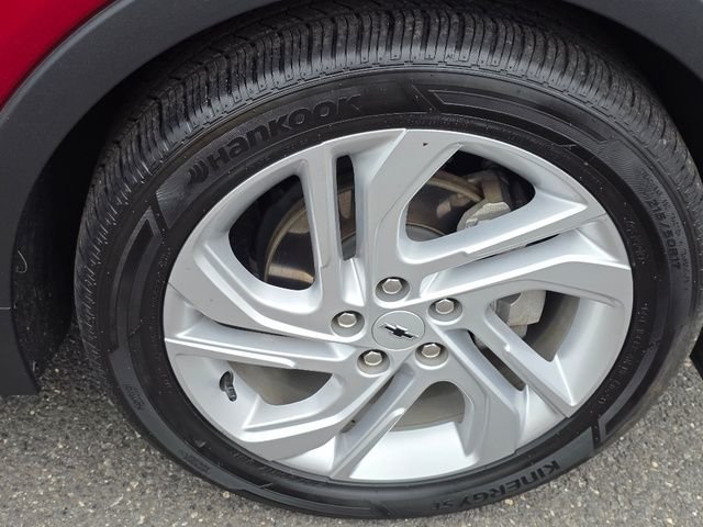Used 2022 Red Chevrolet 1LT image 19