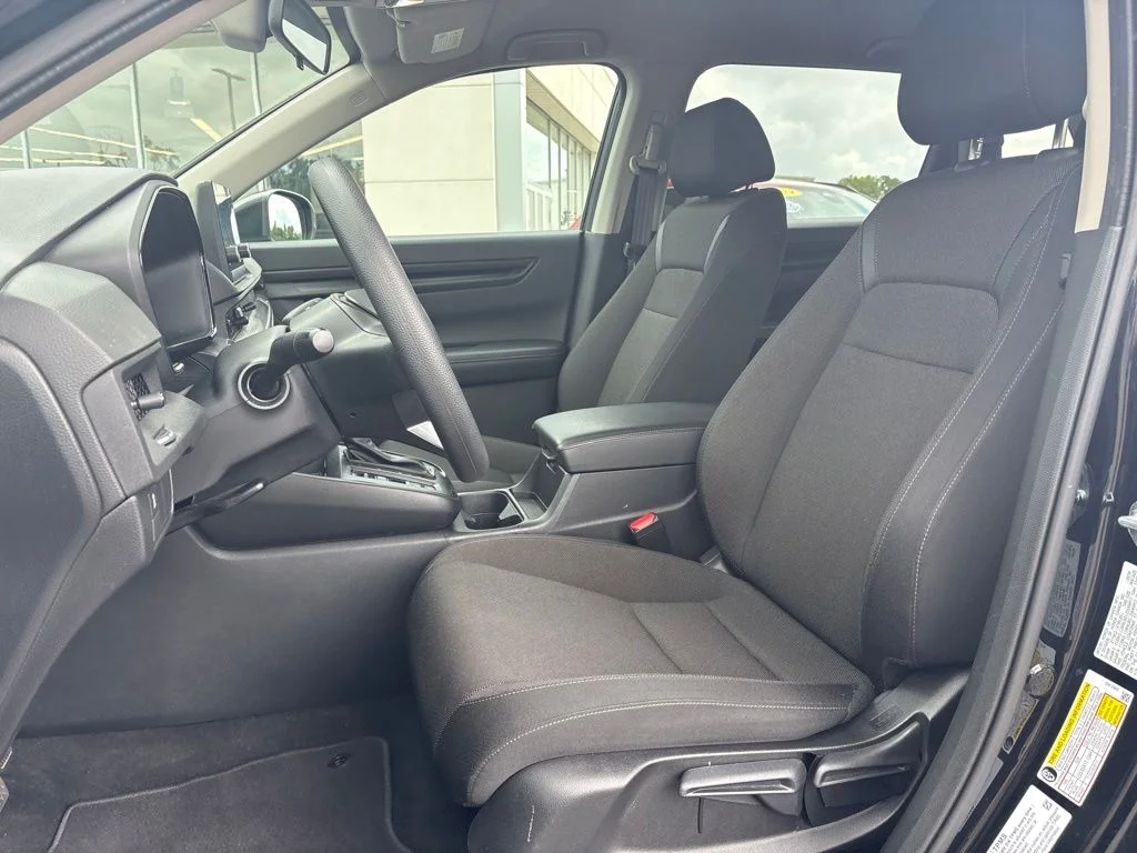Used 2025 Black Honda LX image 10
