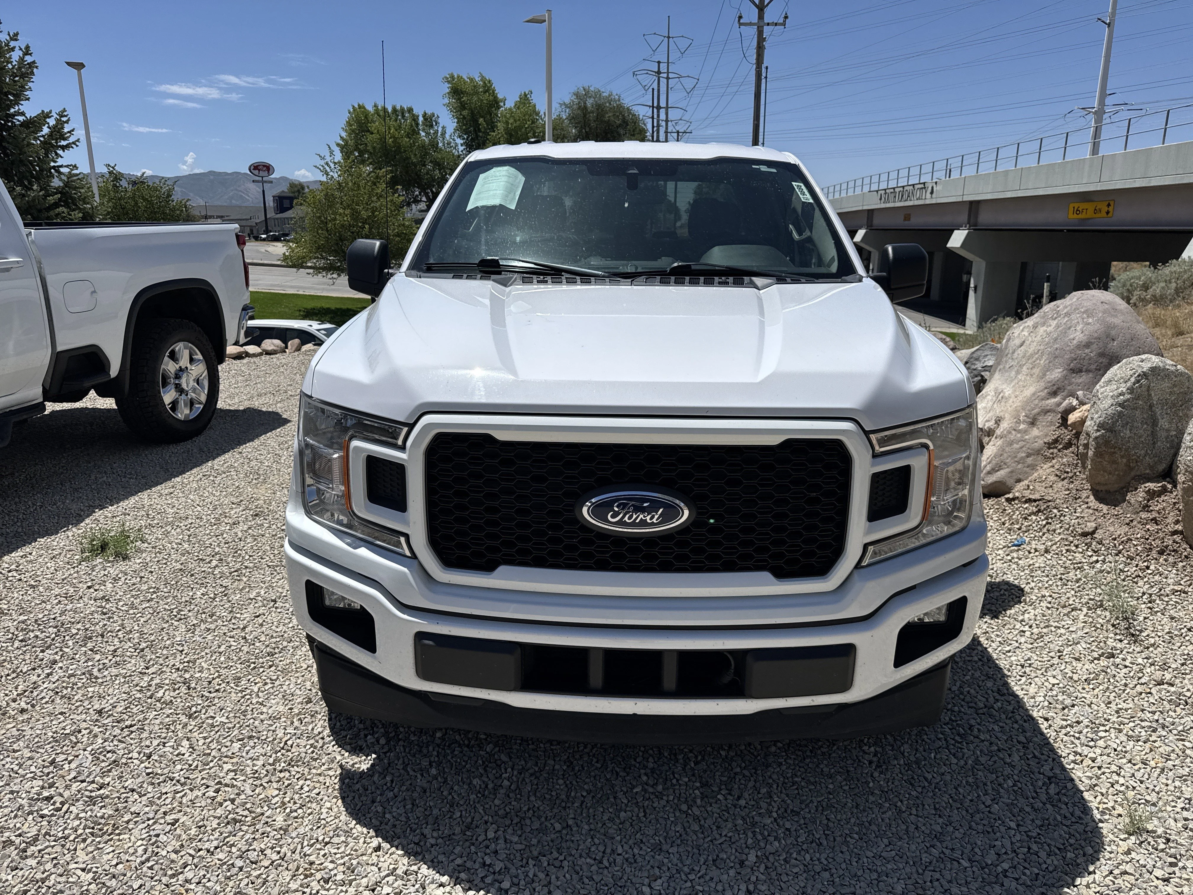 Used 2019 Oxford White Ford XL image 5