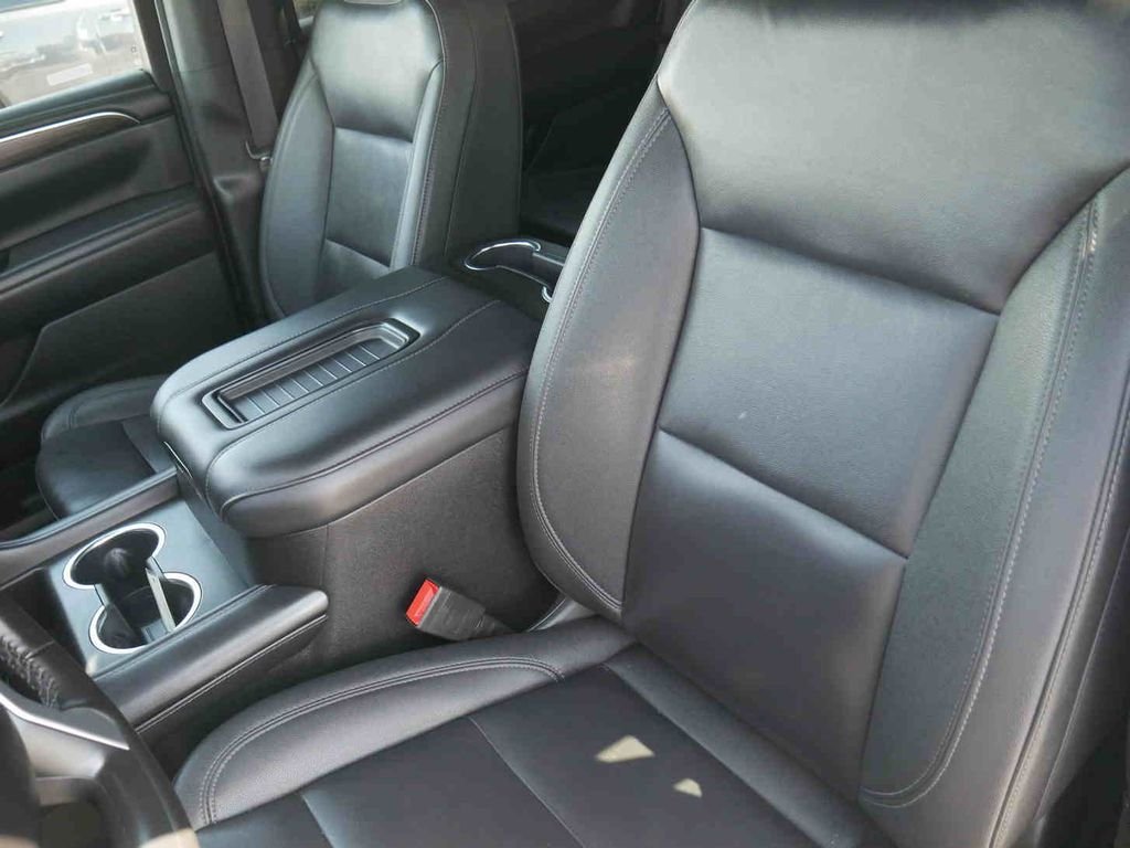 Used 2024 White Chevrolet LT image 29