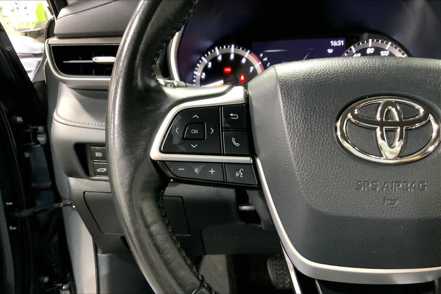Used 2023 Magnetic Gray Metallic Toyota XLE image 24