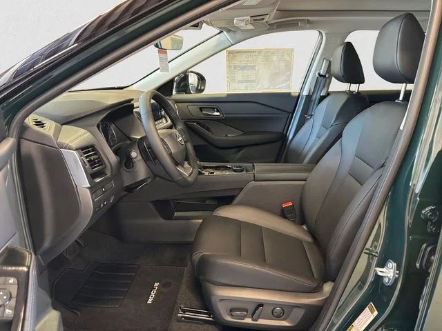 New 2026 Obsidian Green Nissan Dark Armor image 10