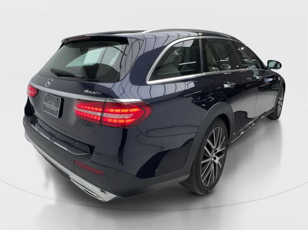 Used 2022 Blue Mercedes-Benz E 450 image 7