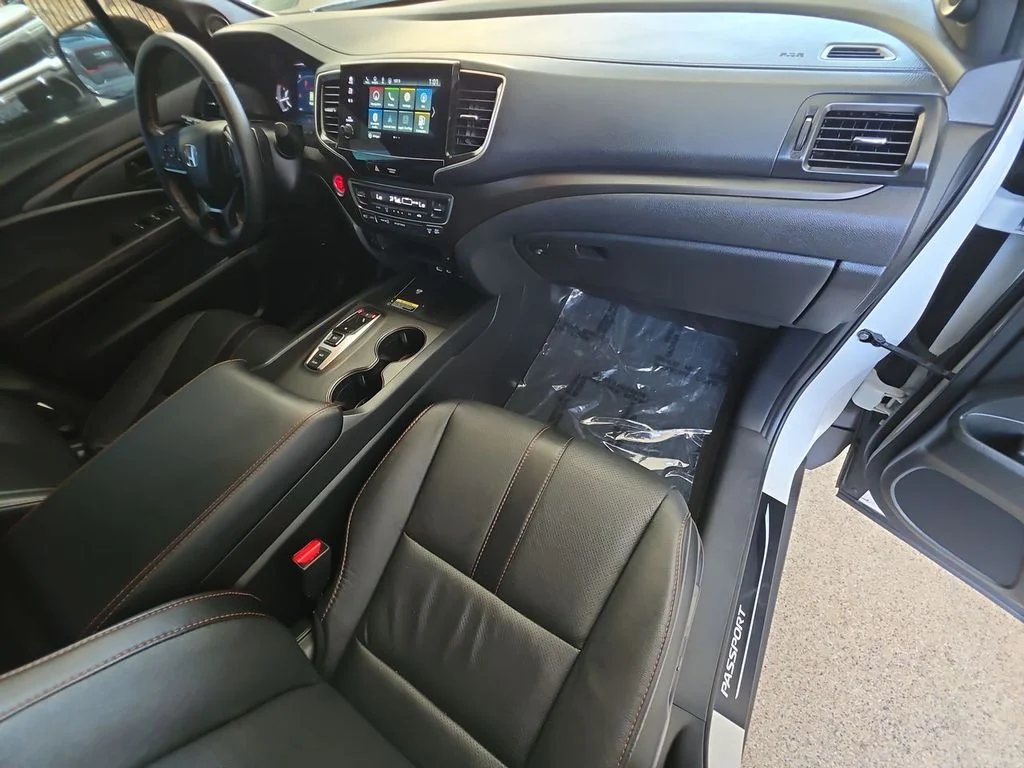 Used 2025  Honda TrailSport image 30