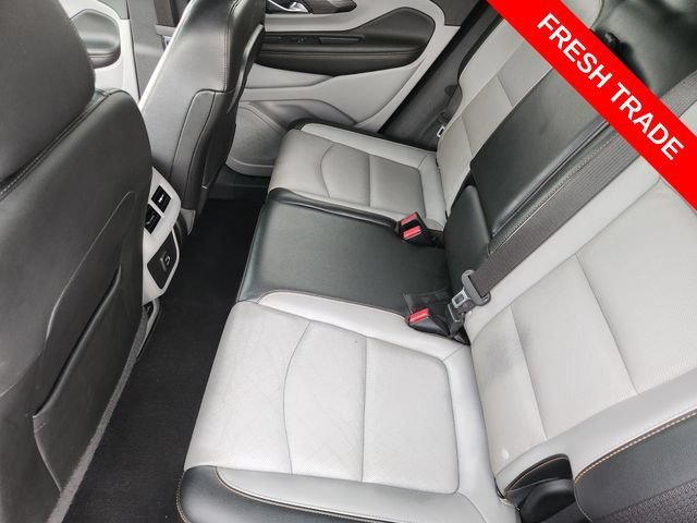 Used 2020 SATIN STEEL METALLIC GMC SLT image 30