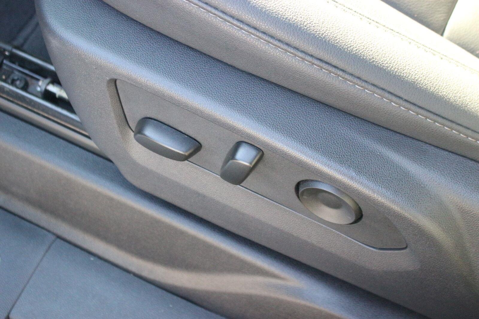Used 2025 Black Chevrolet LT image 19