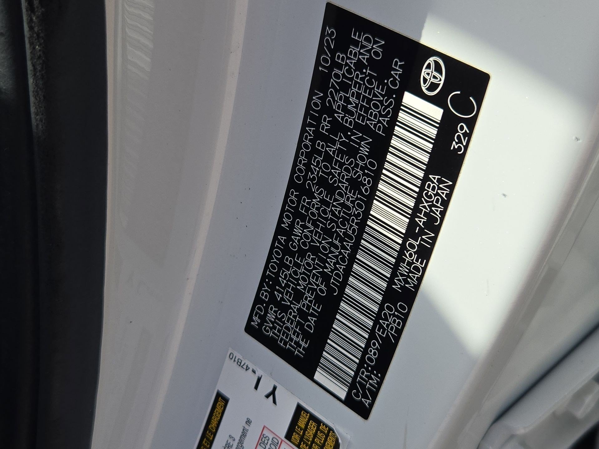 Used 2024 Pearl Toyota XLE image 34