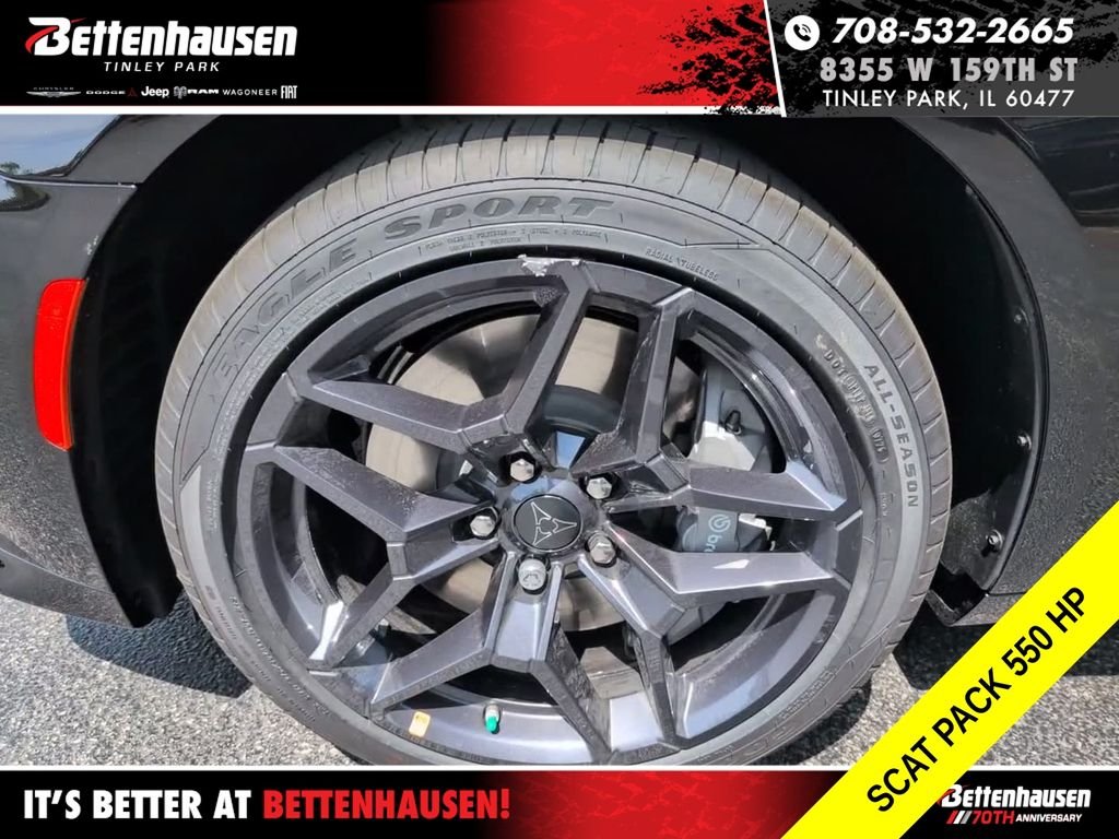 New 2026 Diamond Black Crystal Pearlcoat Dodge R/T image 11