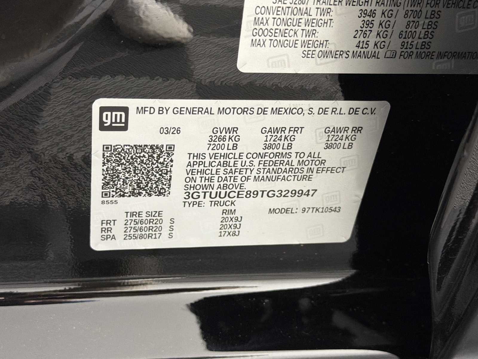 New 2026 Onyx Black GMC Elevation image 32