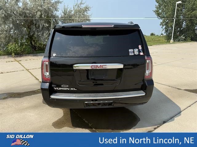 Used 2016 Onyx Black GMC Denali image 5