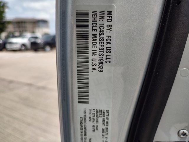 New 2026 Silver Zynith Jeep Summit Reserve image 34