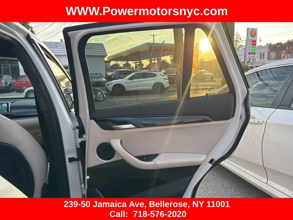 2022 BMW X1 28i - Photo 16