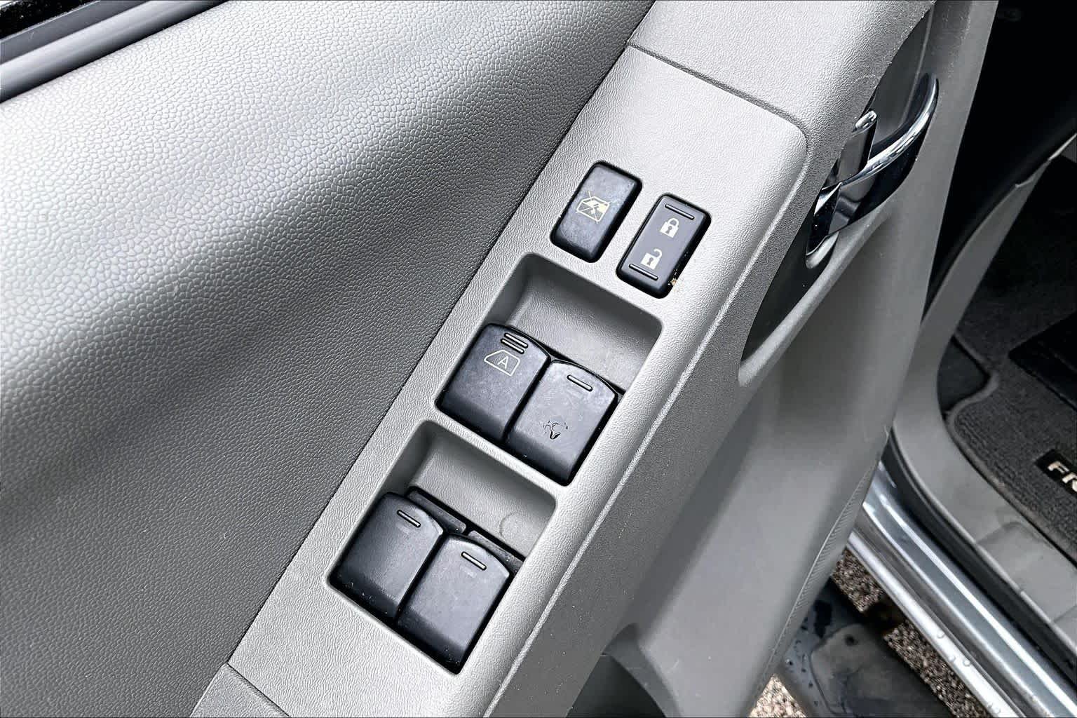 Used 2019 Gun Metallic Nissan SV image 34