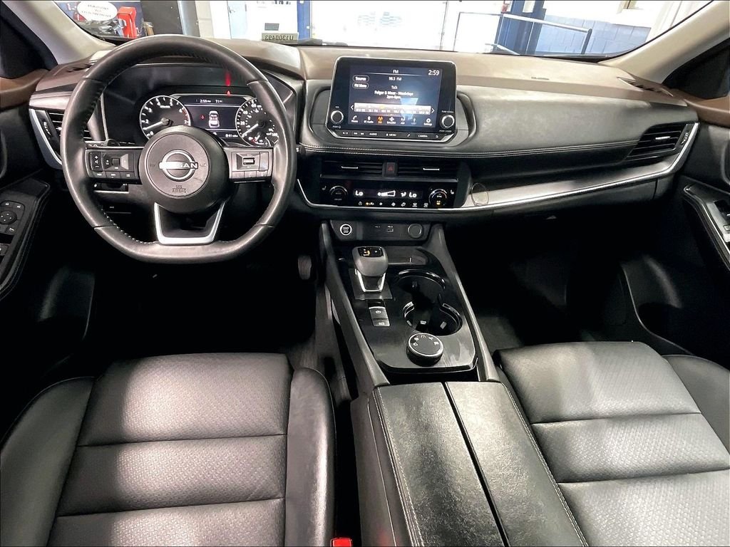 Used 2023 Gray Nissan SV image 22